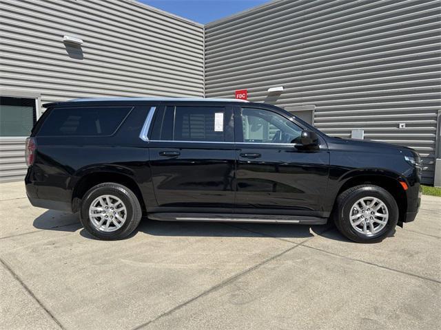 2023 chevrolet suburban lt