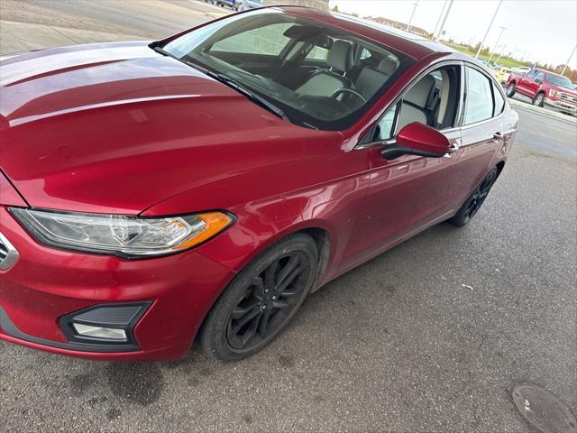 2020 ford fusion se