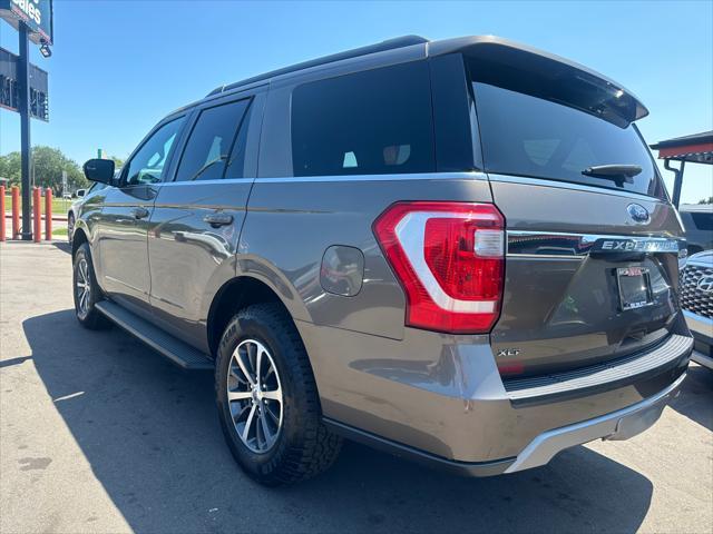 2019 ford expedition xlt