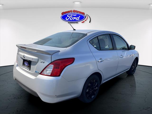2016 nissan versa 1.6 s