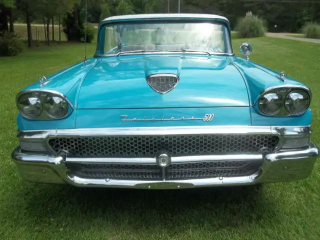 1958 ford fairlane 500 2-door hardtop