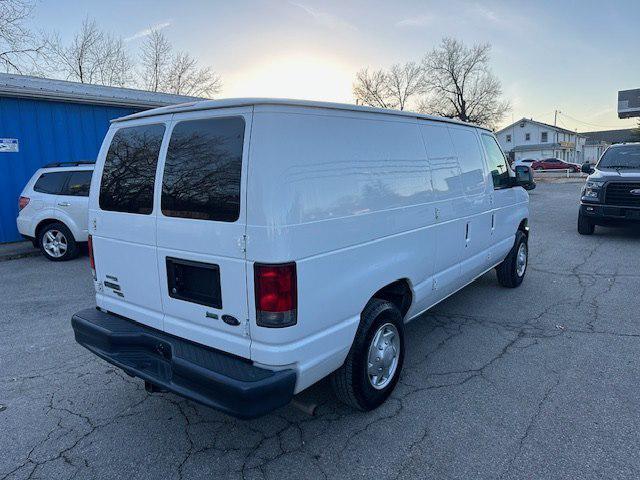 2014 ford e150 base