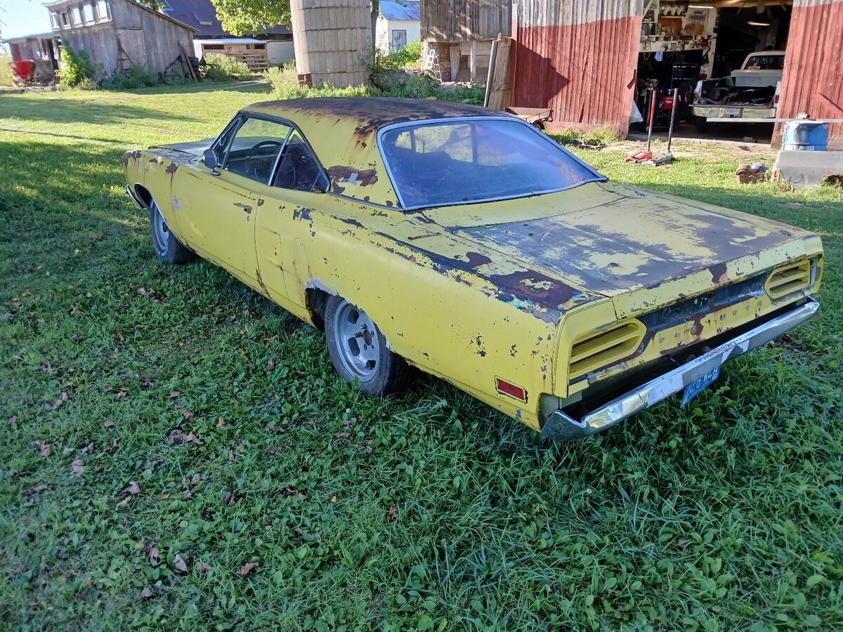 1970 plymouth satellite coupe yellow