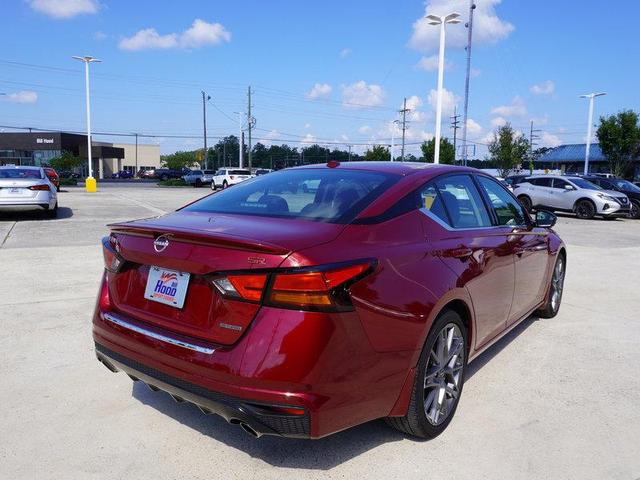 2023 nissan altima 2.0 sr