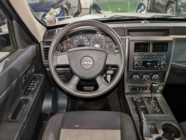 2010 jeep liberty sport