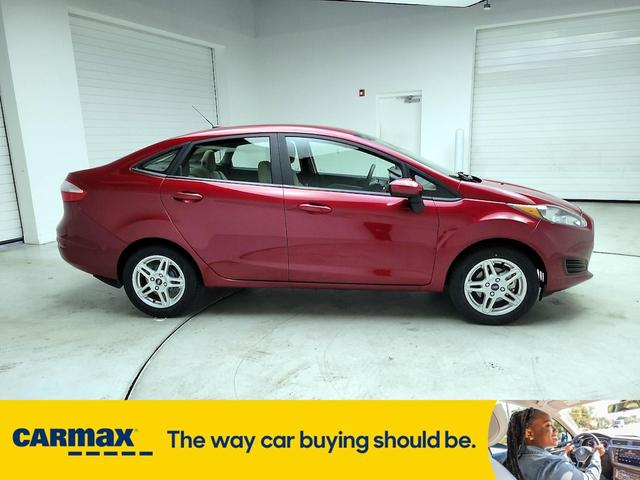 2017 ford fiesta se
