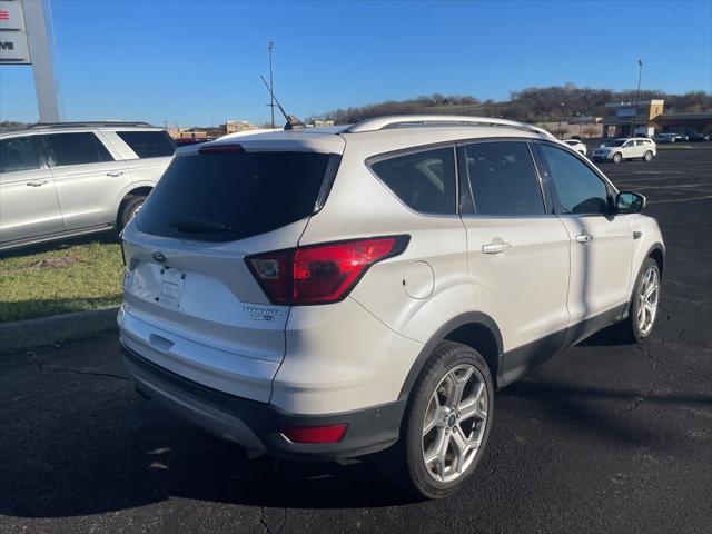 2019 ford escape titanium