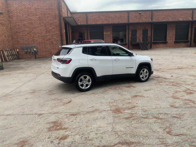 2023 jeep compass latitude