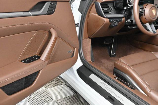 2024 porsche 911 carrera