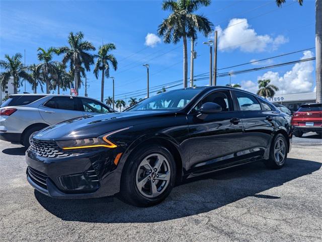 2023 kia k5 lxs