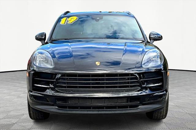 2019 porsche macan base
