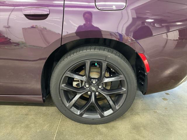 2021 dodge charger sxt