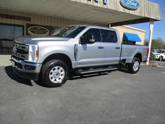 2024 ford f-350 xlt
