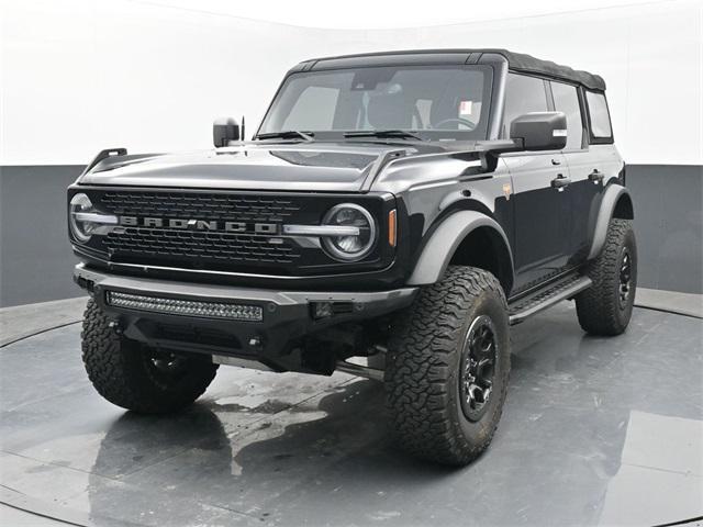 2022 ford bronco black diamond