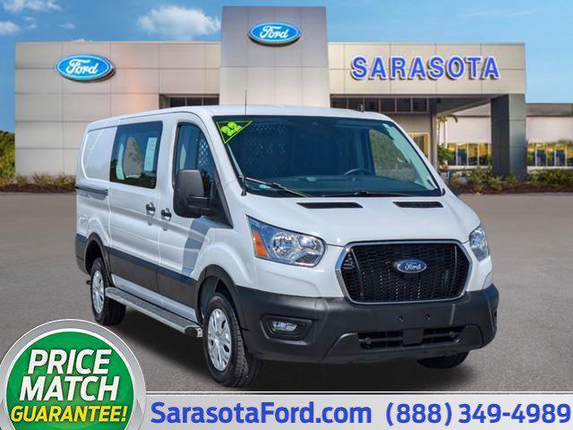 2022 ford transit-250 base