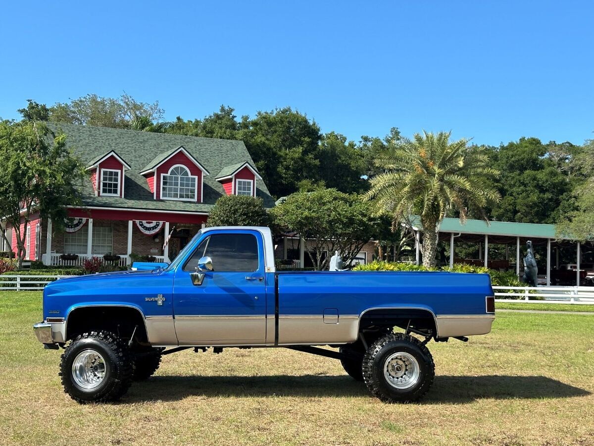 1984 chevrolet silverado k 10 4 x 4 v8 350 restored