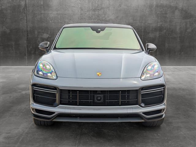 2022 porsche cayenne turbo
