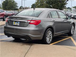 2013 Chrysler 200 limited