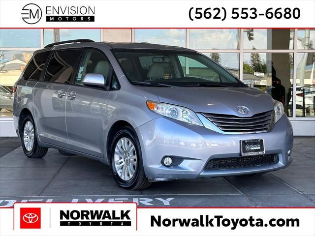2017 toyota sienna xle