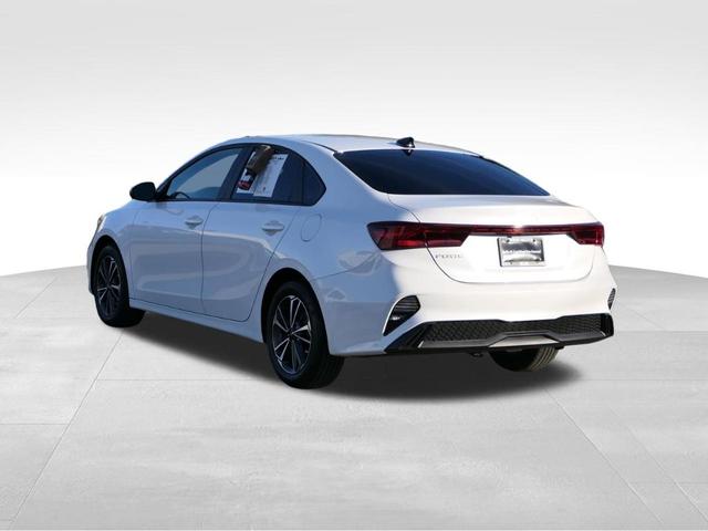 2024 kia forte lxs
