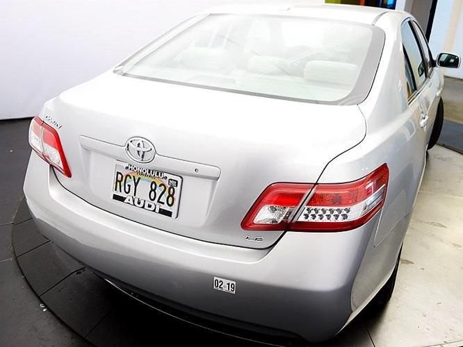 2011 toyota camry se se 4dr sedan 6m for sale in honolulu, hawaii