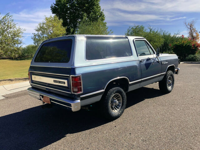 1986 dodge ramcharger royal se