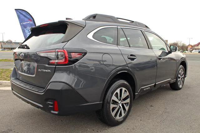 2020 subaru outback base