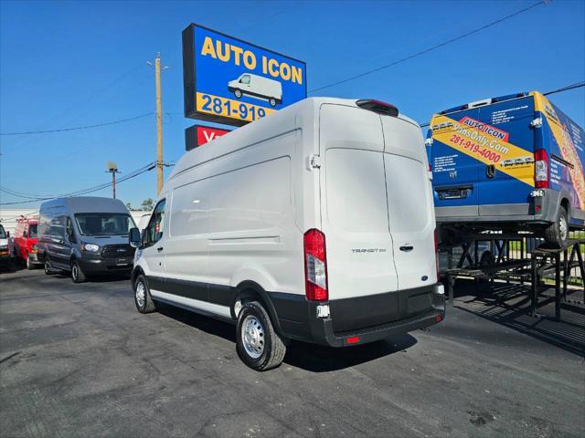 2023 ford transit-250 base
