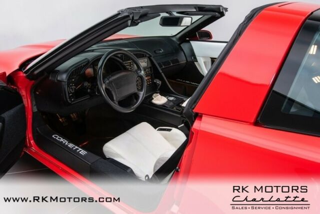 1993 chevrolet corvette red coupe 5.7 liter v8 6 speed manual