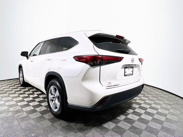 2021 toyota highlander le