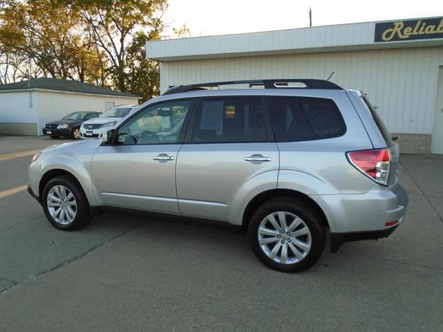2011 subaru forester 2.5x premium