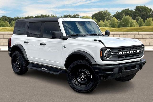 2022 ford bronco black diamond