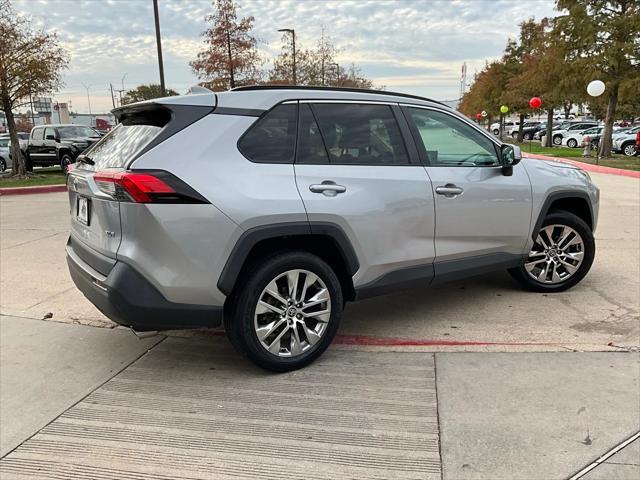 2021 toyota rav4 xle