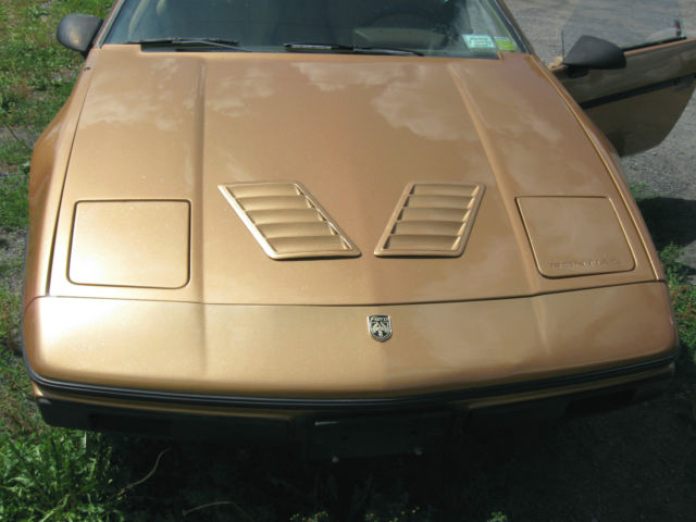 1986 pontiac fiero sport coupe 2-door v8