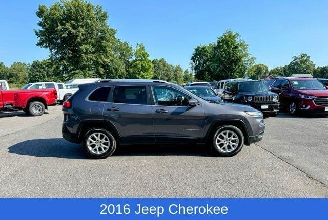 2016 jeep cherokee latitude