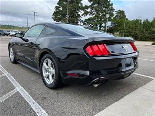 2017 Ford Mustang v6