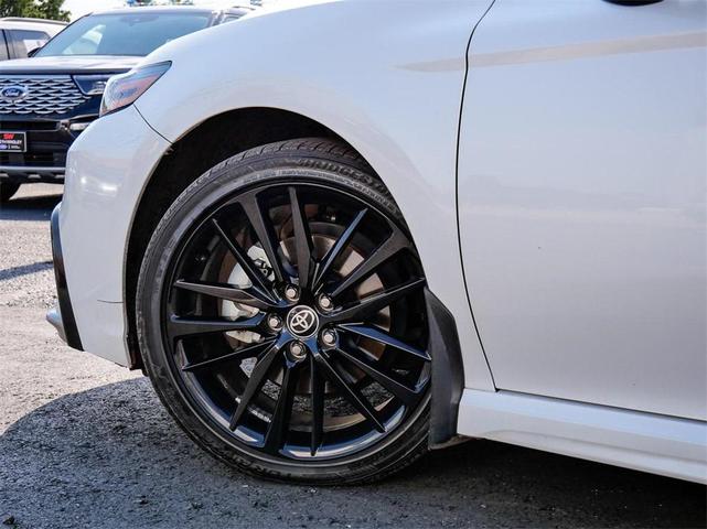 2022 toyota camry hybrid xse