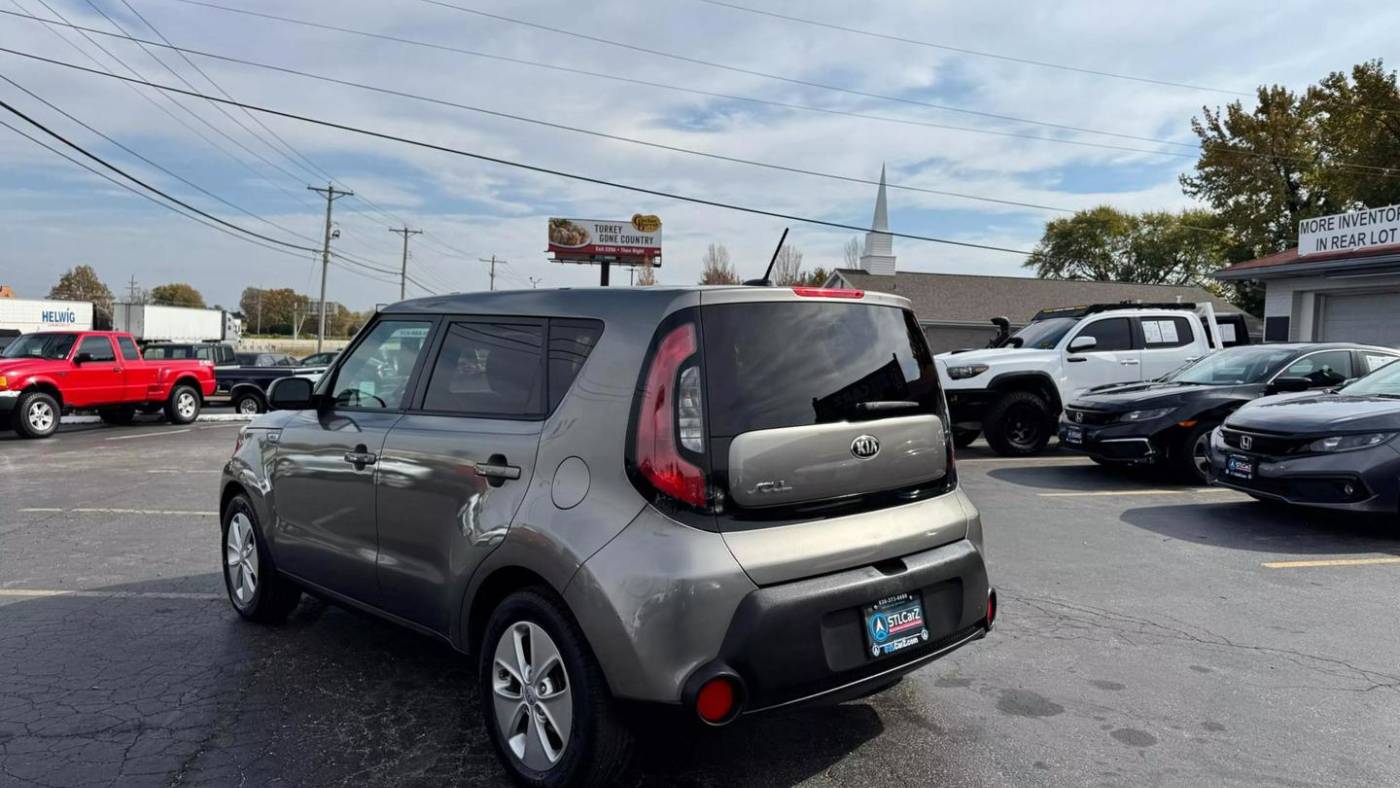2016 kia soul base