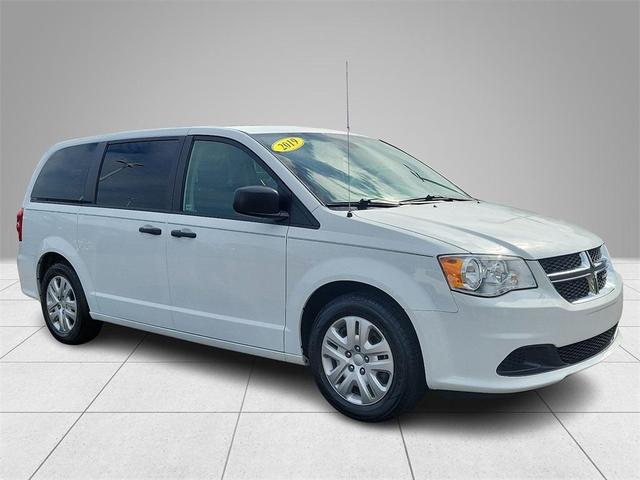 2019 dodge grand caravan se