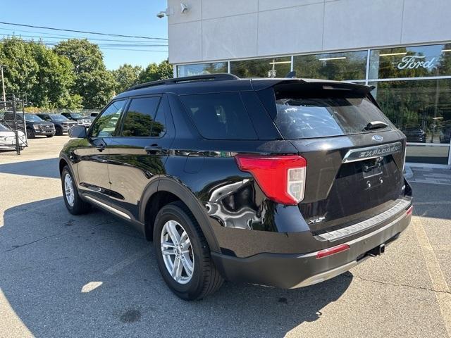 2021 ford explorer xlt