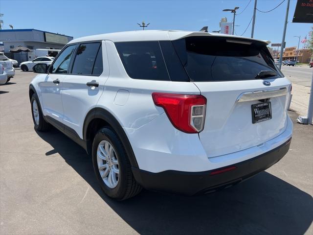 2021 ford explorer base