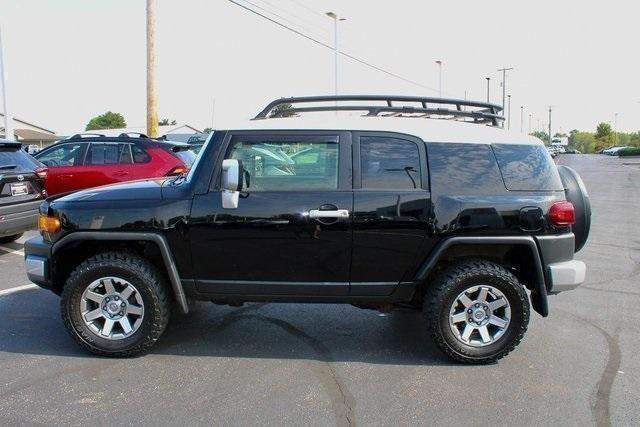 2014 toyota fj cruiser base
