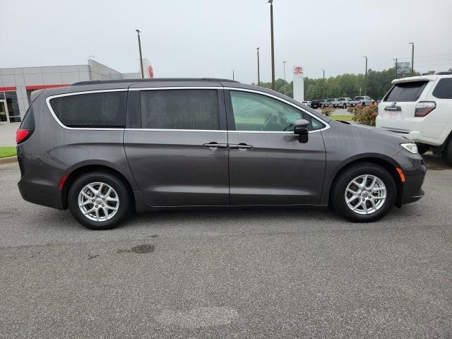 2022 chrysler pacifica touring l