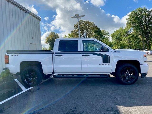 used 2018 chevrolet silverado 1500 4x4 crew cab custom indianapolis, in 46219 for sale in indianapolis, indiana