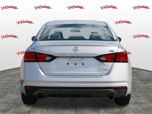 2022 nissan altima 2.5 sr