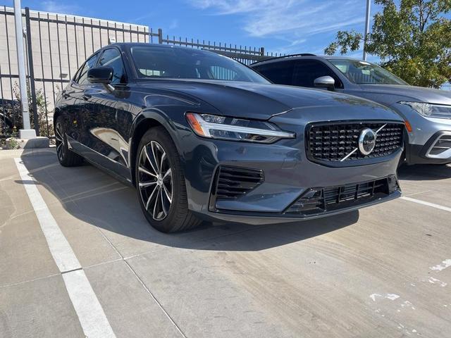2023 volvo s60 recharge plug-in hybrid t8 plus dark theme