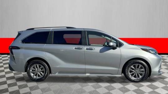 2023 Toyota Sienna