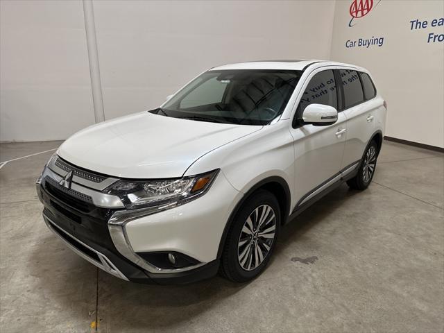 2020 mitsubishi outlander se