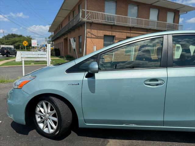 2014 toyota prius v three