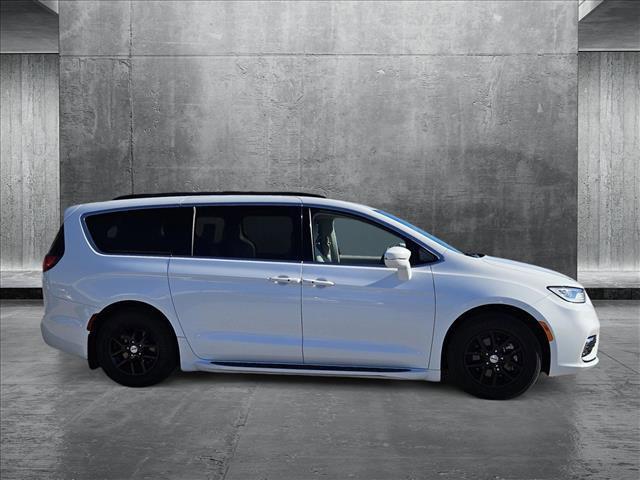 2021 chrysler pacifica touring